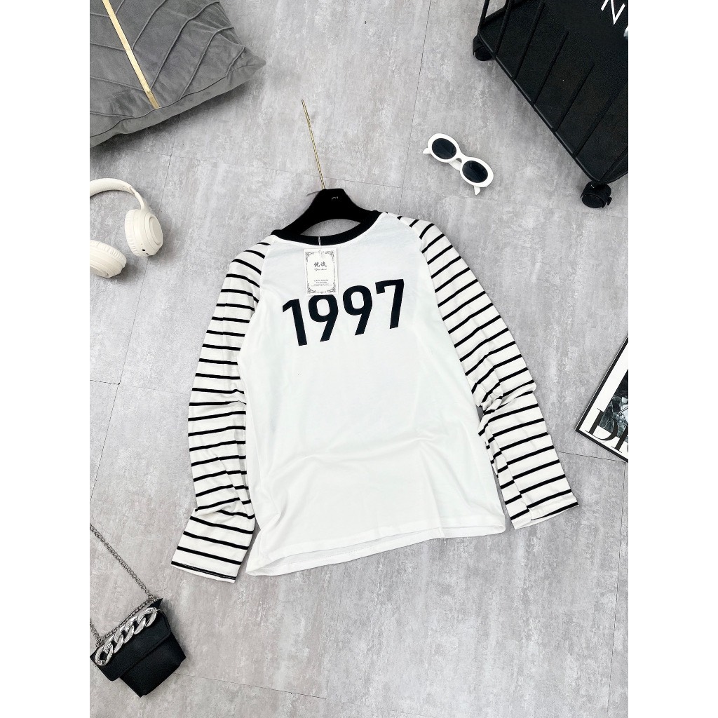 Áo Thun Nữ Tay Phối Kẻ 1997 Dáng Thụng Cổ Tròn In Hình