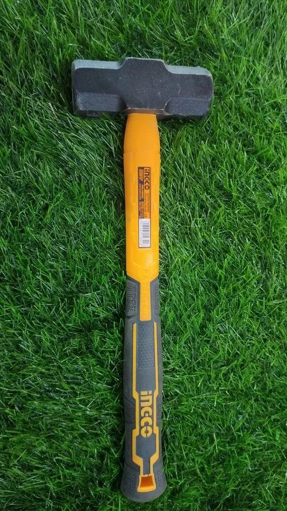 BÚA TẠ (SLEDGE HAMMER) LOẠI NHỎ (THƯỜNG GỌI LÀ BÚA TẠ LỤC GIÁC) 900G HSLH8802 INGCO - HÀNG CHÍNH HÃNG
