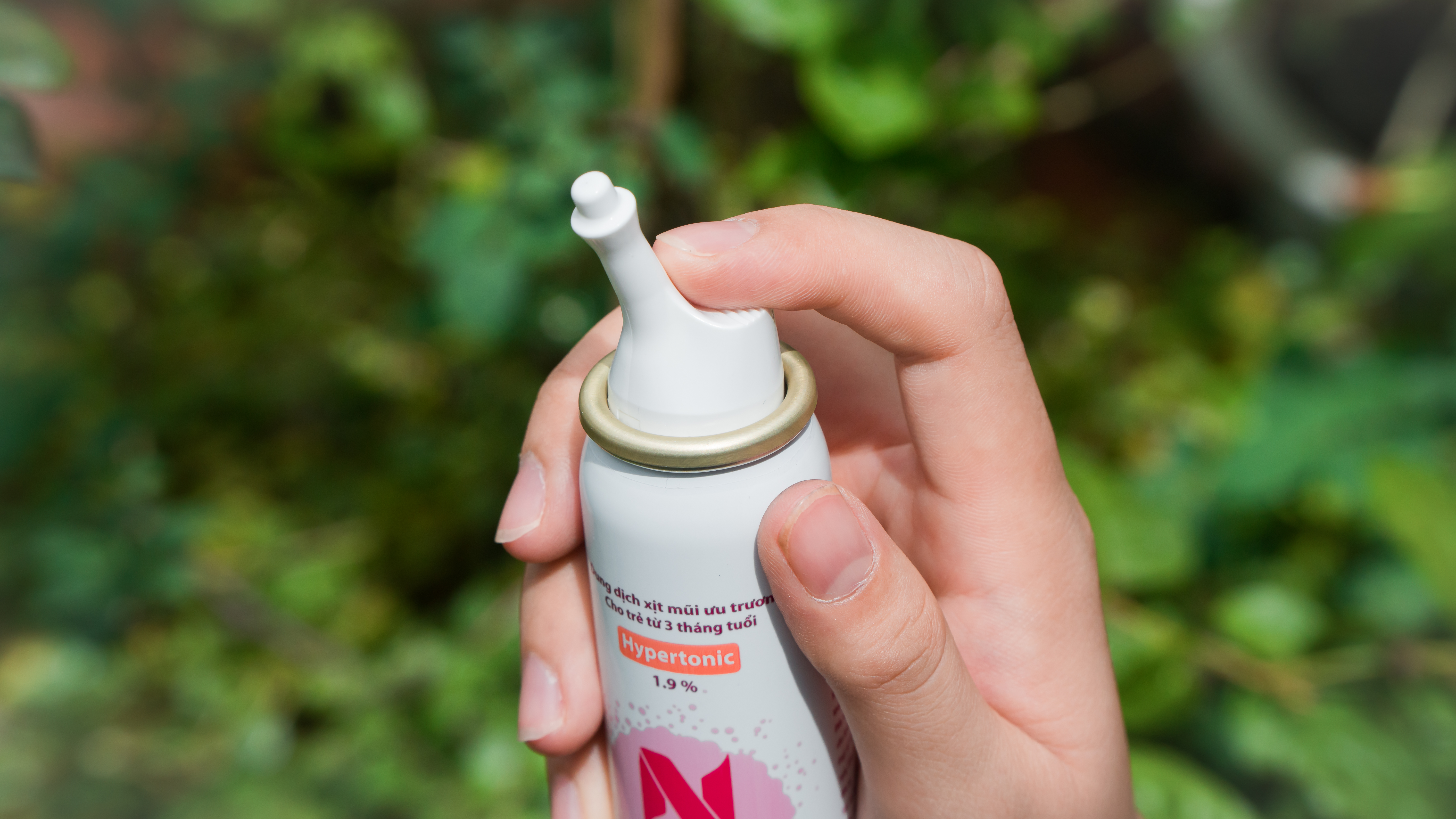 Nước muối xịt mũi Nebusal Spray Baby 1,9% giảm ngạt mũi, chảy nước mũi, viêm mũi dị ứng, vệ sinh mũi cho trẻ từ 3 tháng tuổi
