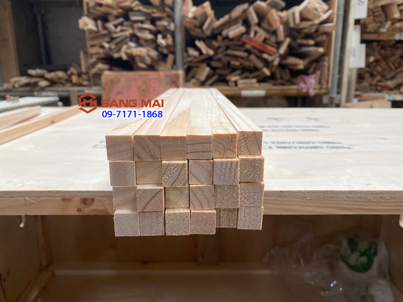 [MS81] Thanh gỗ thông vuông 1,5cm x 1,5cm x dài 50cm + láng mịn 4 mặt