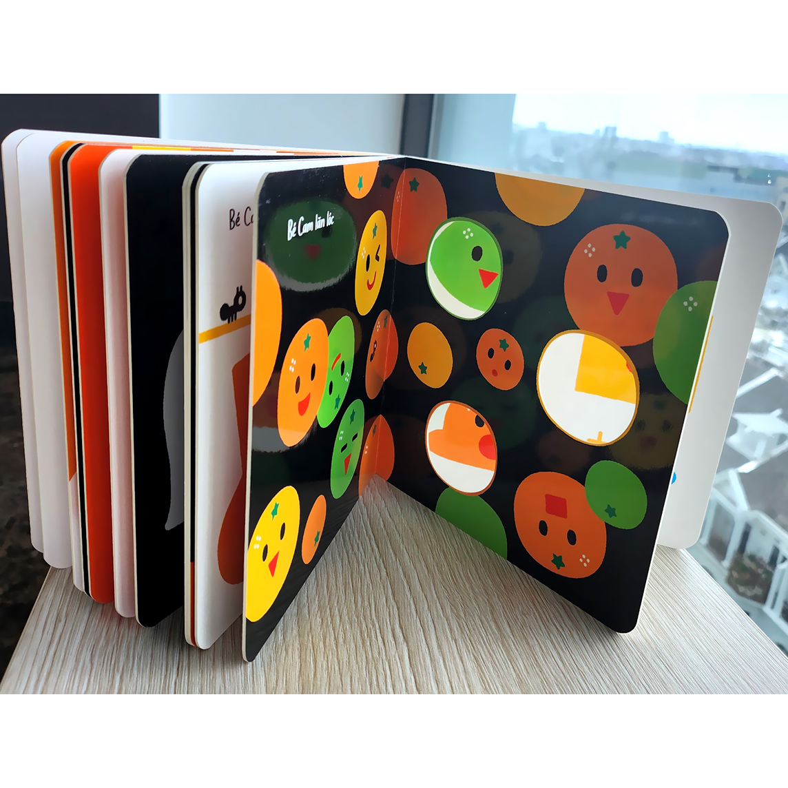 Sách Bé cam cam - Mình cùng vui chơi nhé!