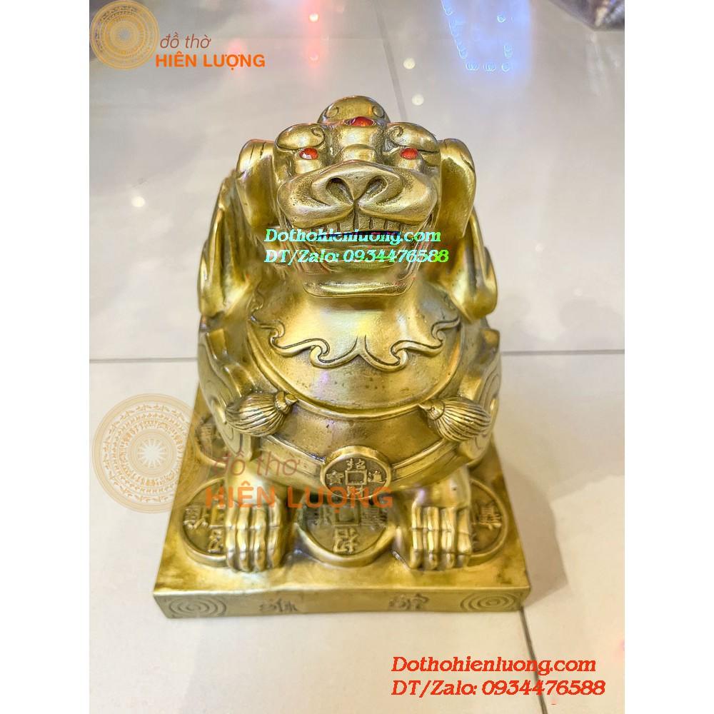 Tỳ Hưu Ngồi Bệ Vuông Để Két Bằng Đồng Vàng Nguyên Chất Kích Thước 25x20x20cm, Nặng 3,5Kg