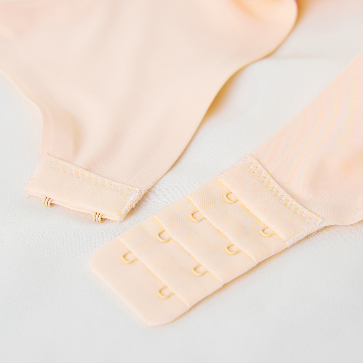 Combo 2 áo ngực không đường may trơn mút mỏng T-shirt iBasic BRAW034