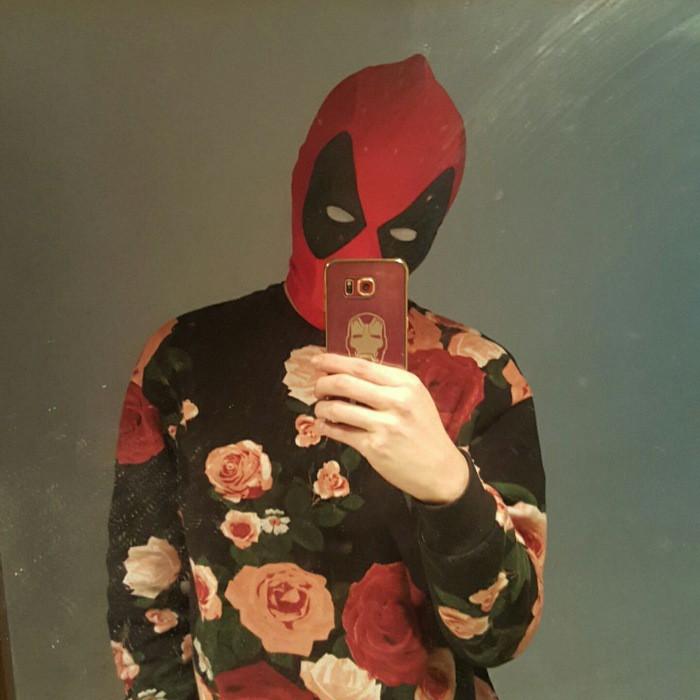 Mặt nạ deadpool cool ngầu-Mặt nạ hóa trang Deadpool cho các buổi tiệc kích thước 32x24cm Marvel