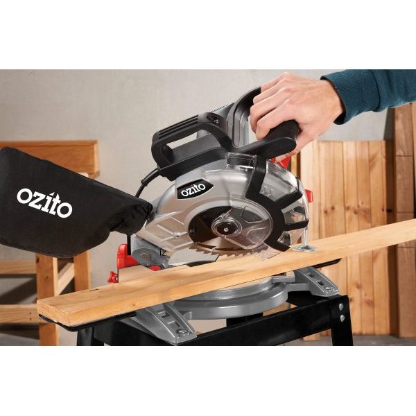 MÁY CƯA OZITO CMS-1621
