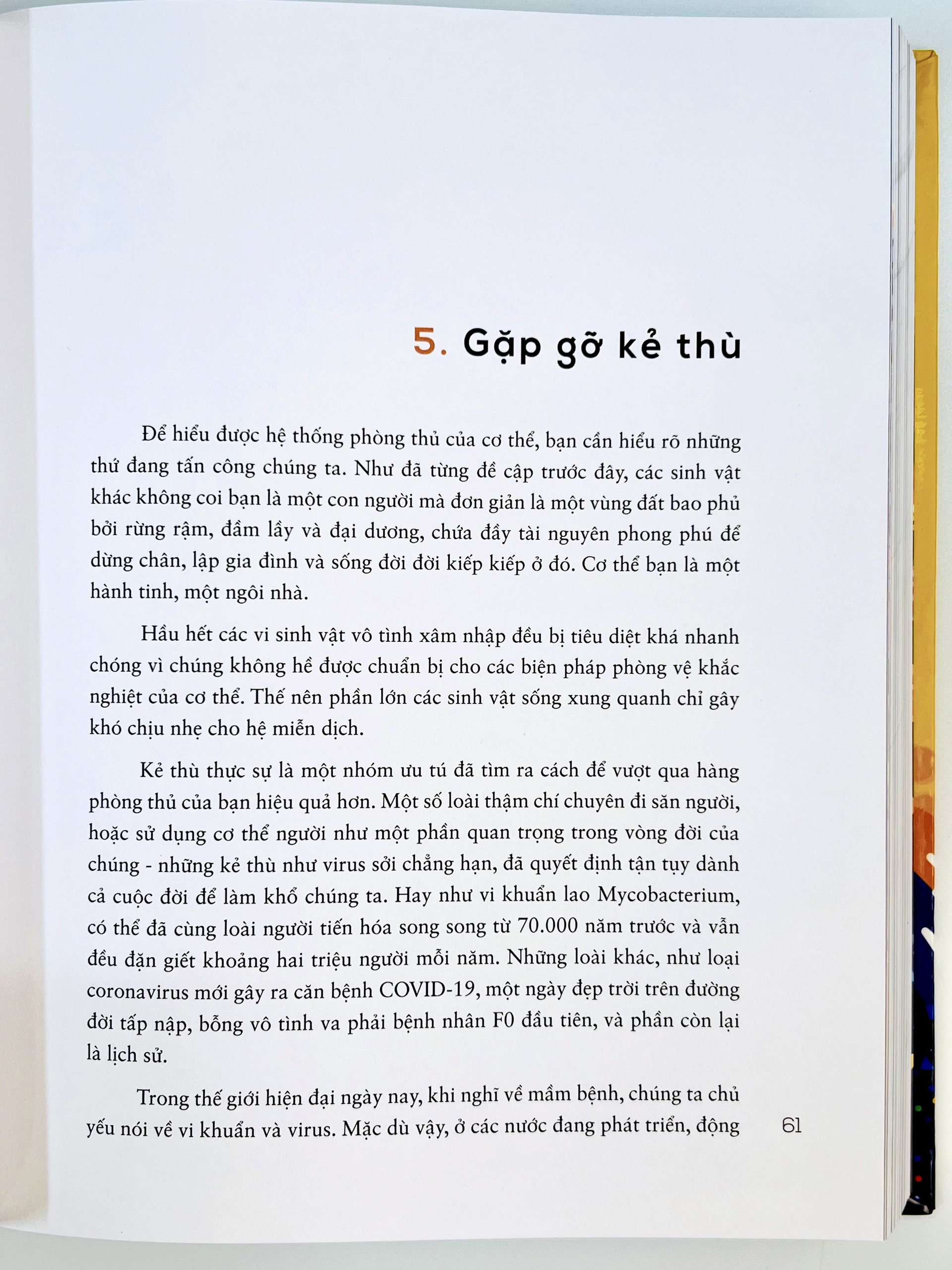 Sách Miễn Dịch - Philipp Dettmer - Du Hành Thăm Hệ Thống Bí Ẩn Giữ Cho Ta Sống Sót - Bìa Cứng