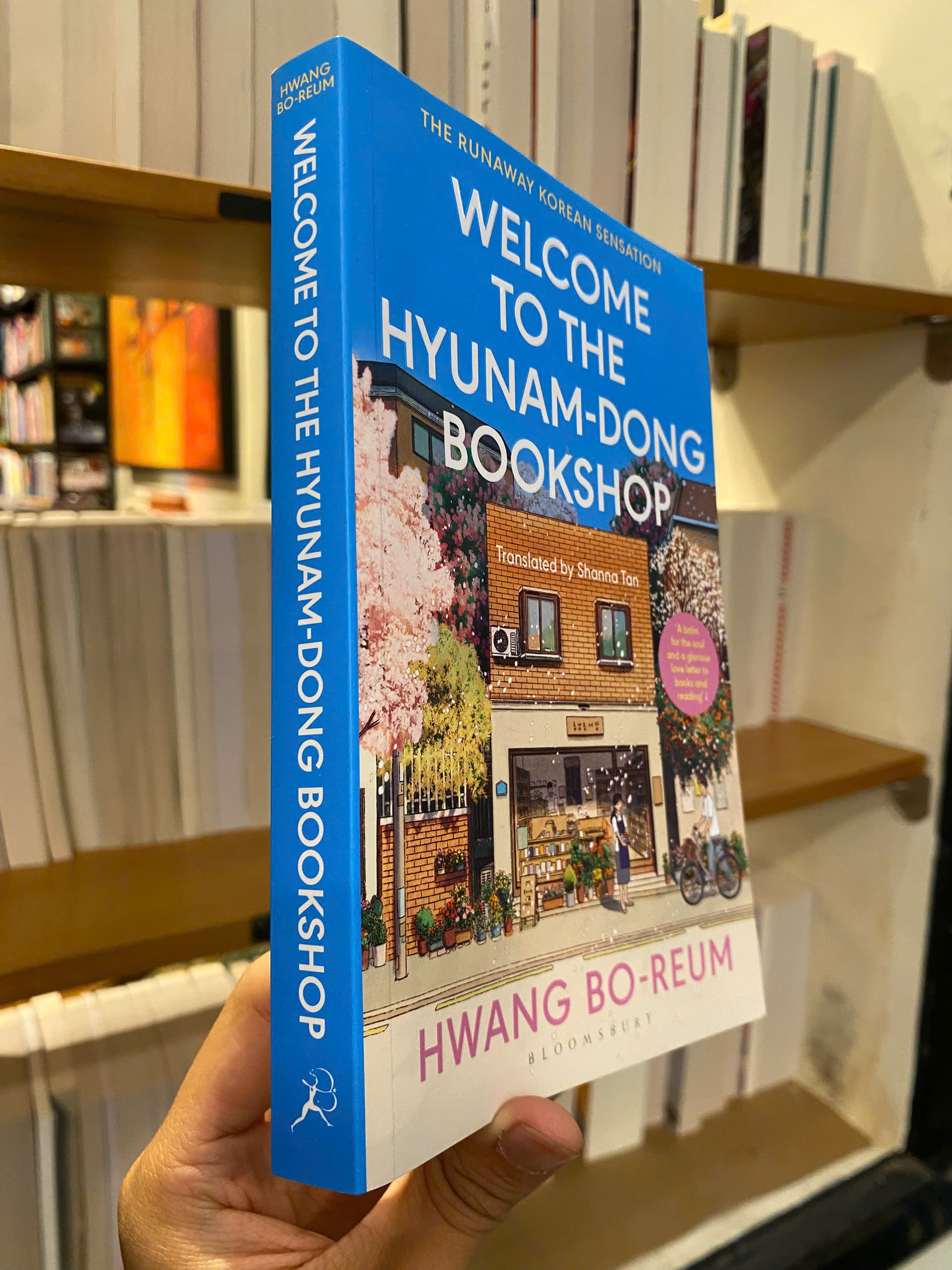 Sách - Welcome to the Hyunam-dong Bookshop: The heart-warming Korean sensation by Hwang Bo-reum