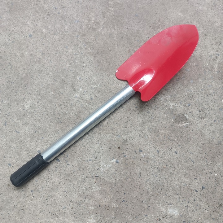 Xẻng làm vườn, xúc đất mini cầm tay cán sắt mũi đỏ cực chắc chắn