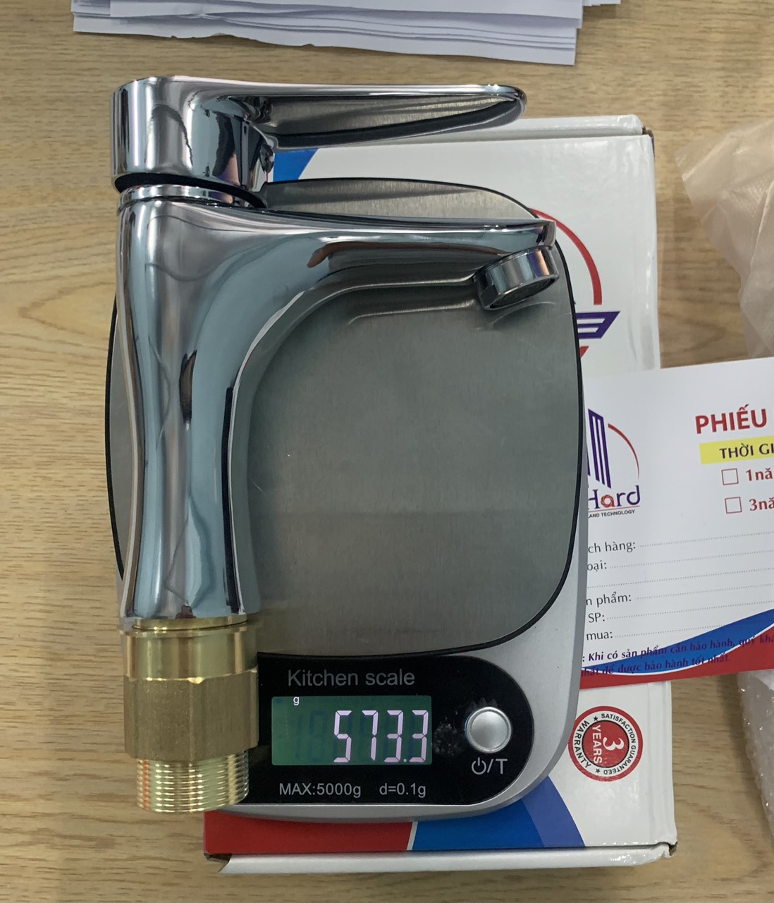Vòi eo lavabo nóng lạnh đồng thau Try Hard 6803 nặng 573gr