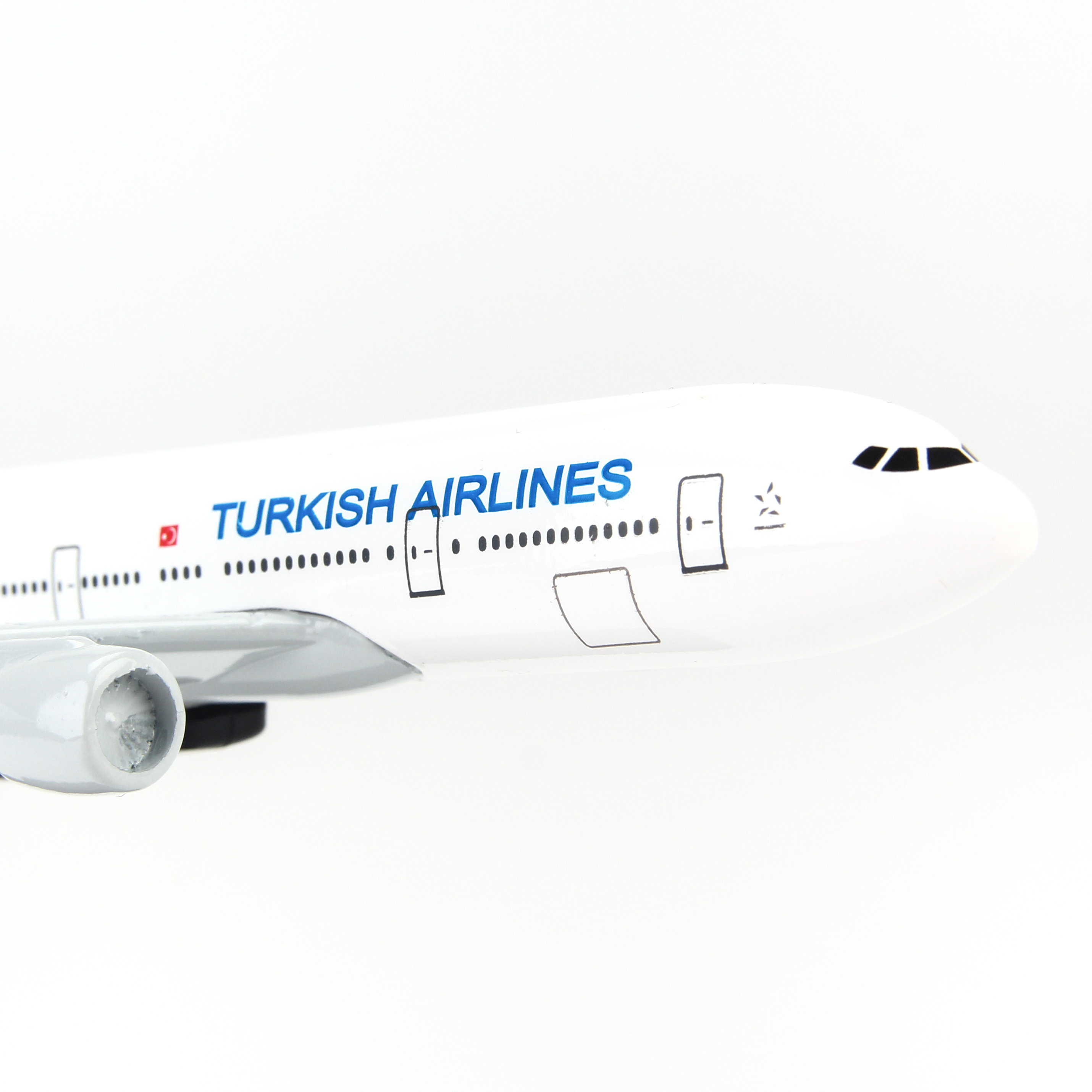 Mô Hình Máy Bay Trưng Bày Boeing 777 Turkish Airlines Everfly (Trắng)