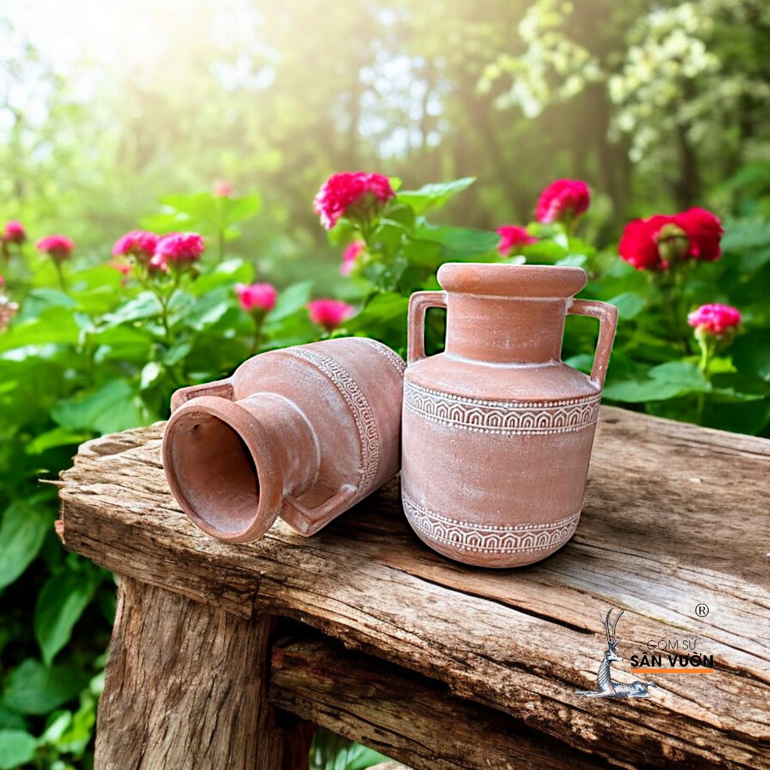 Bình Gốm Hai Quai Hoa Văn Thổ Cẩm R10xH6cm