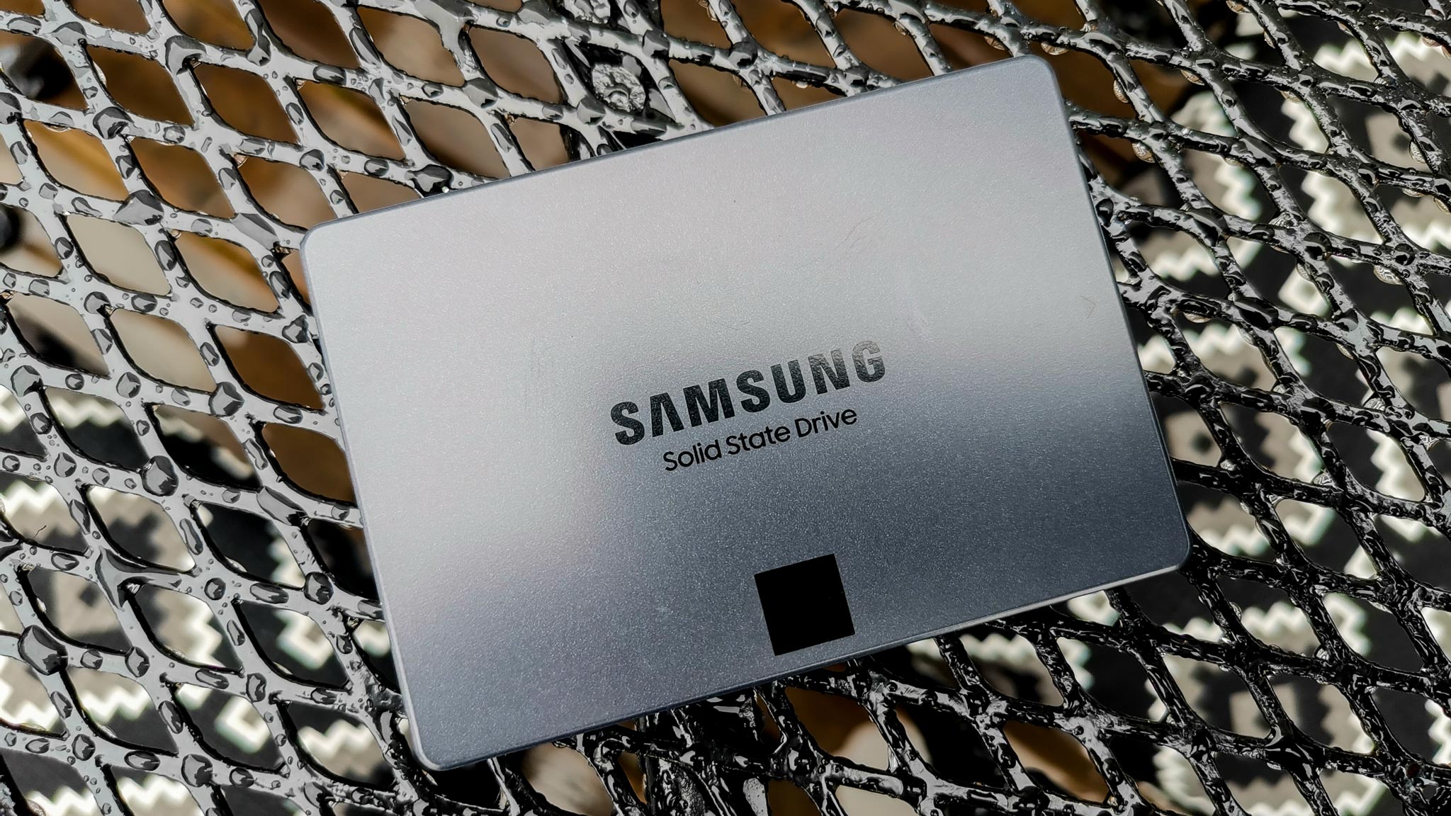 Ổ Cứng gắn trong SSD Samsung 870 QVO 2.5 inch SATA III - Hàng Nhập Khẩu - 2TB