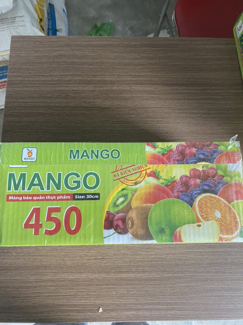 Màng bọc thực phẩm Mango 450 , size 30 cm x 450m