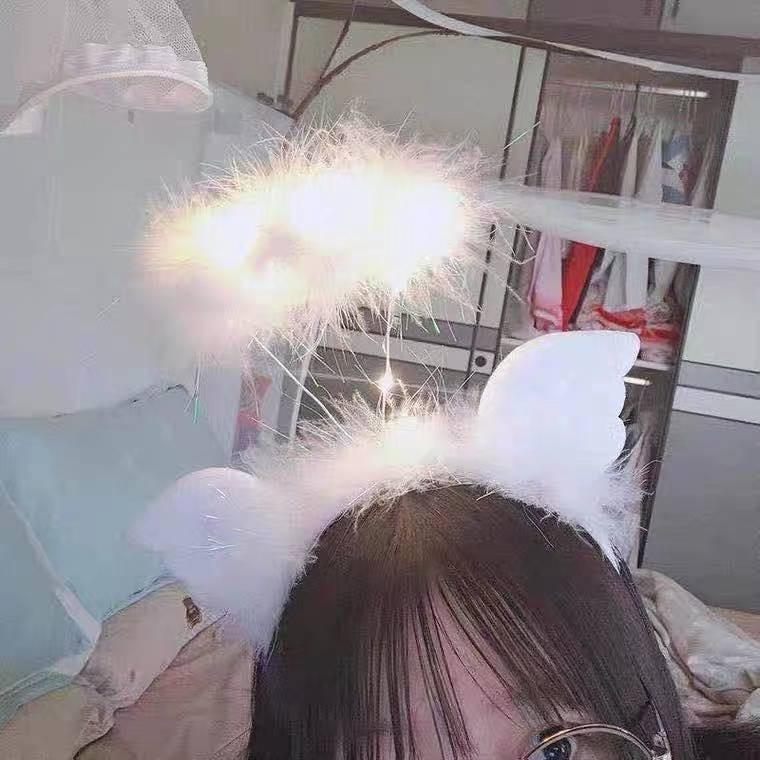 Băng đô PHÁT SÁNG cài tóc trang trí sừng tuần lộc có đèn LED vàng ấm áp hồng