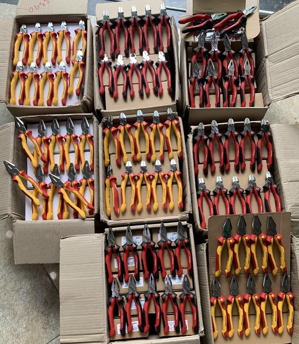 Bộ 3 kìm chuyên nghiệp Wiha (26722, 26707, 43339)