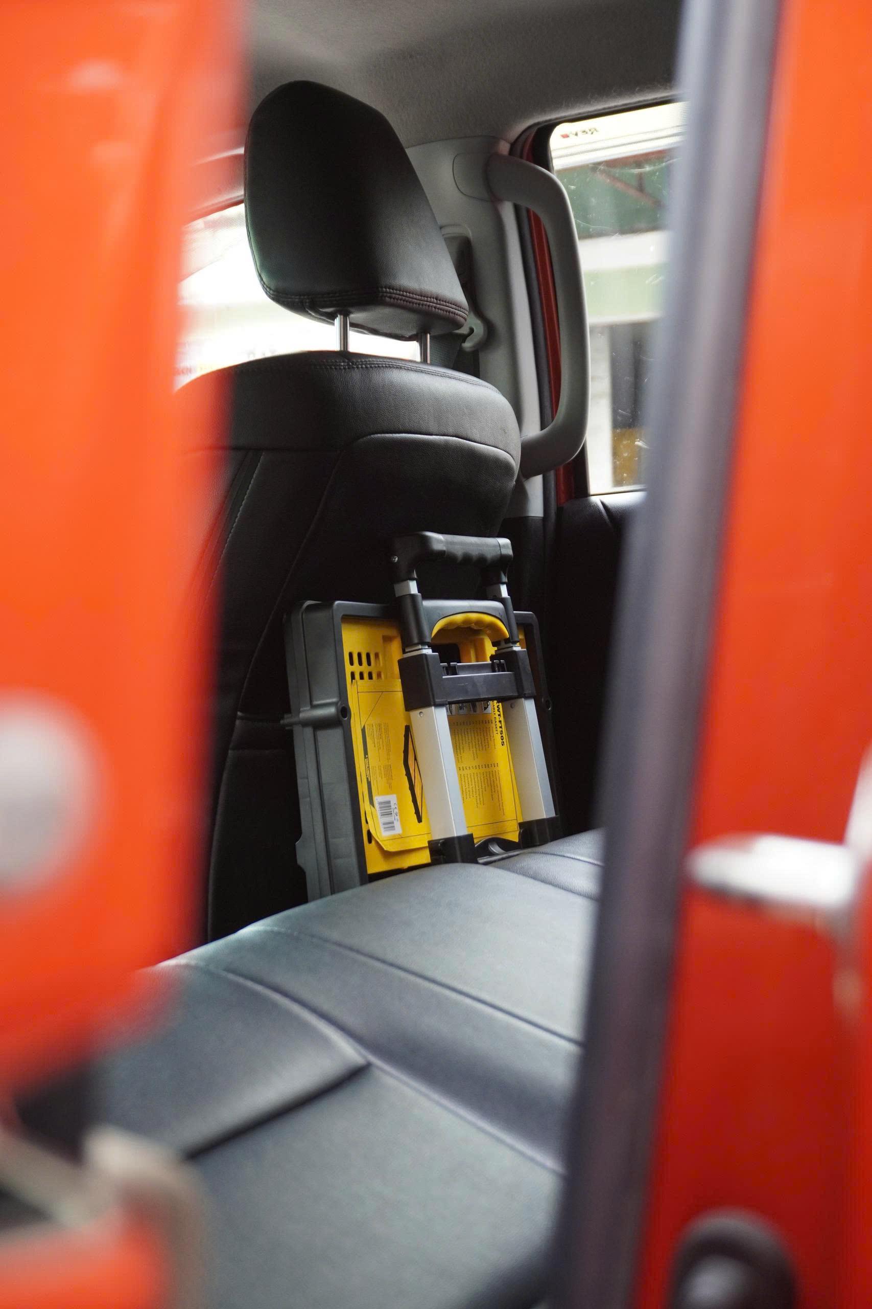 XE ĐẨY HÀNG 2 BÁNH VÀ RỔ ĐỰNG HÀNG GẤP GỌN STANLEY FT509- HÀNG CHÍNH HÃNG