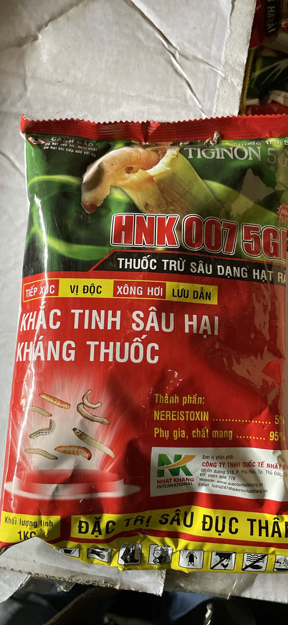 sản phẩm bảo vệ cây chống sâu đục thân gói 1kg HNK 007