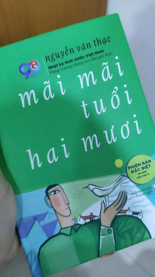 Sách - Mãi Mãi tuổi 20 ( Bìa cứng )