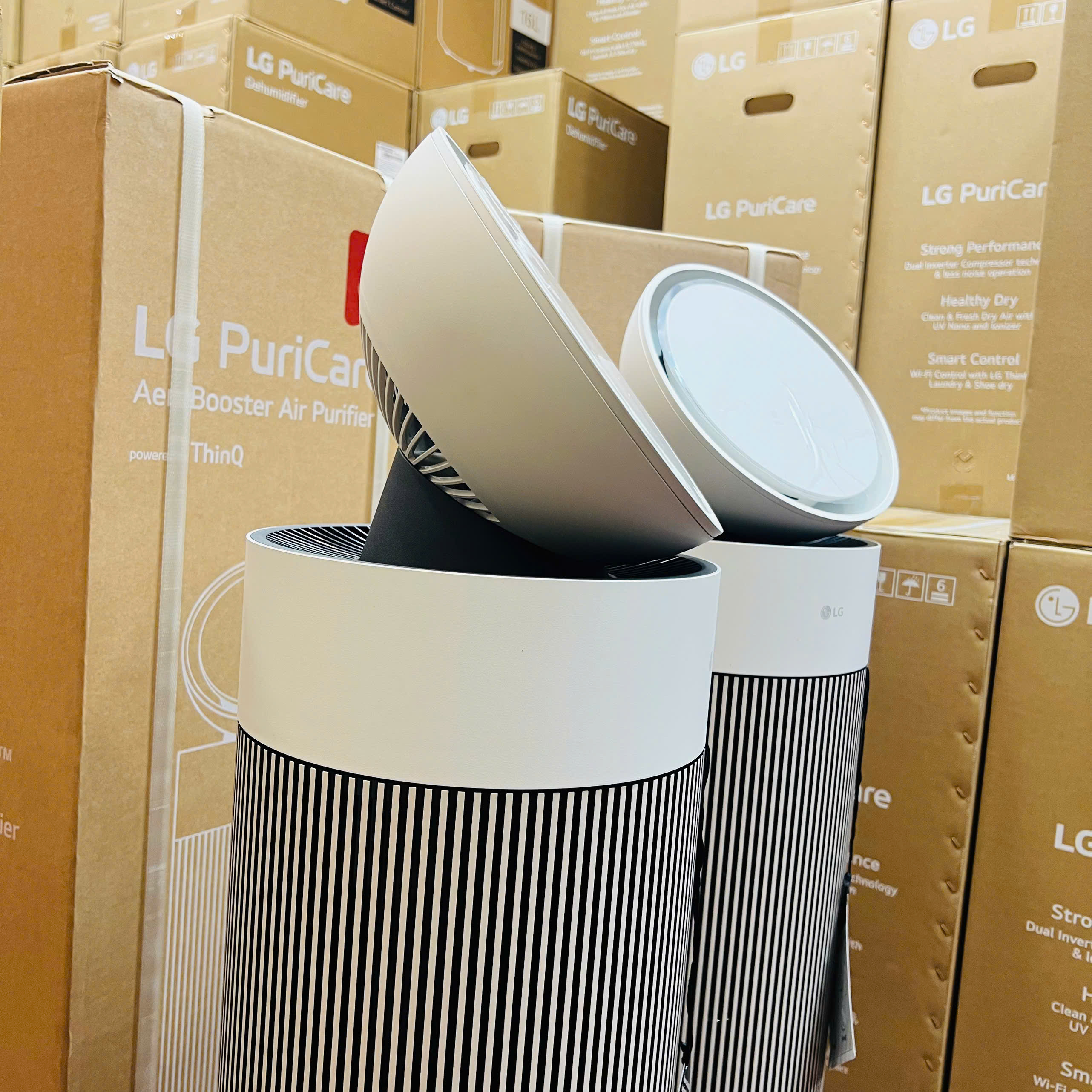 [GIÁ TẠI KHO] Máy lọc không khí LG PuriCare AeroBooster AS55GGSY0 - Bảo Hành 12 Tháng - Hàng chính hãng LG