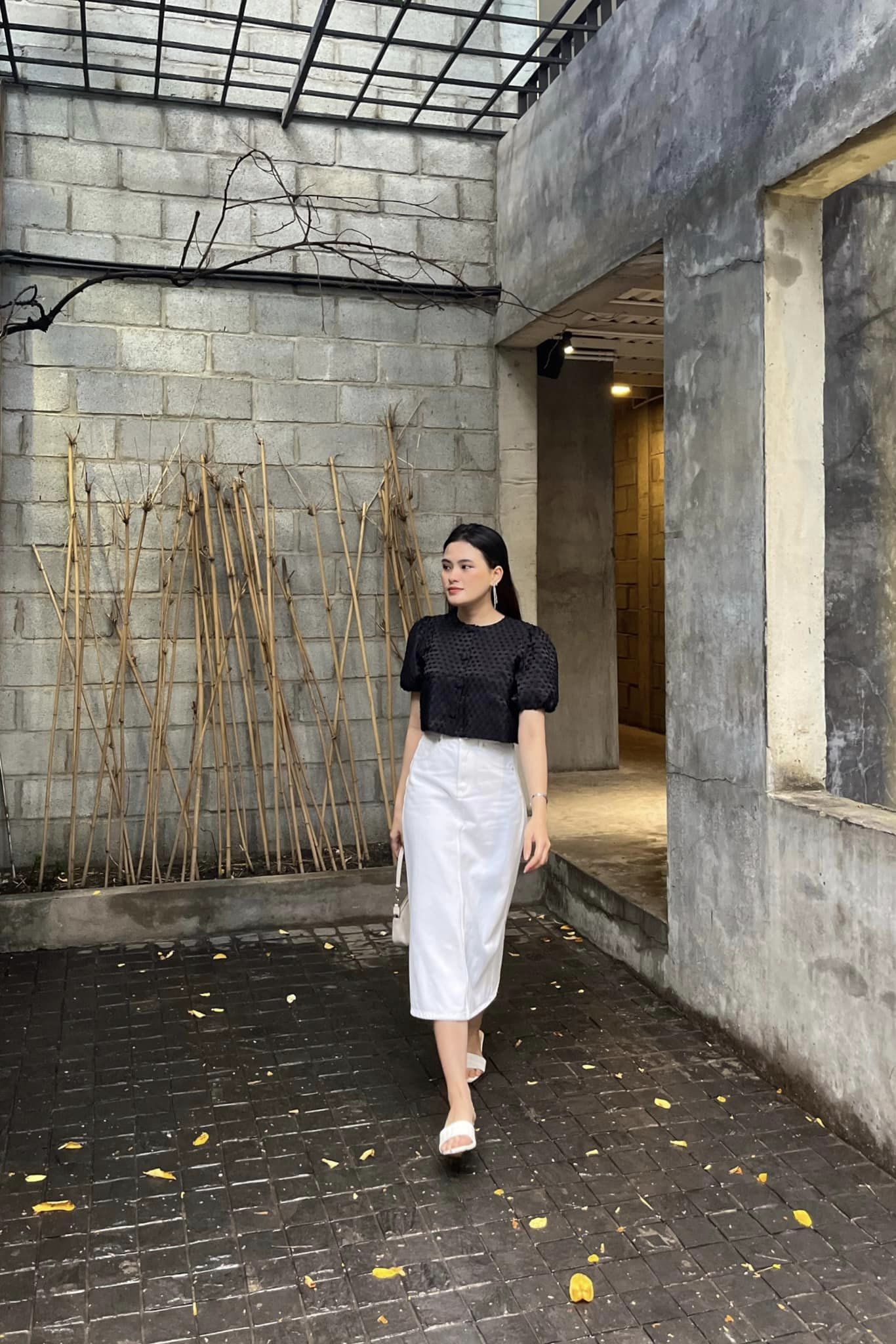 OLV - Chân váy Pearly Midi Skirt