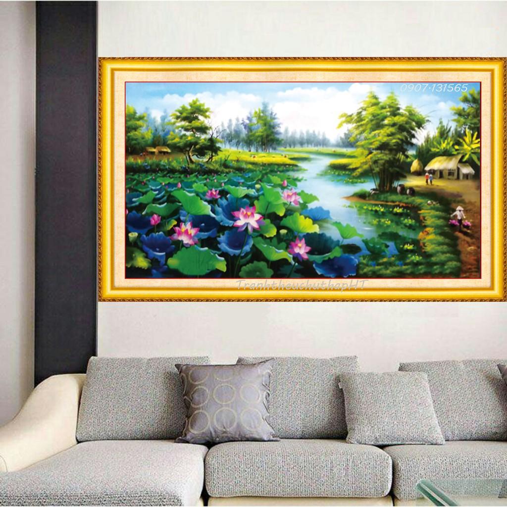 LV023 - Tranh đá Đầm sen khoe sắc