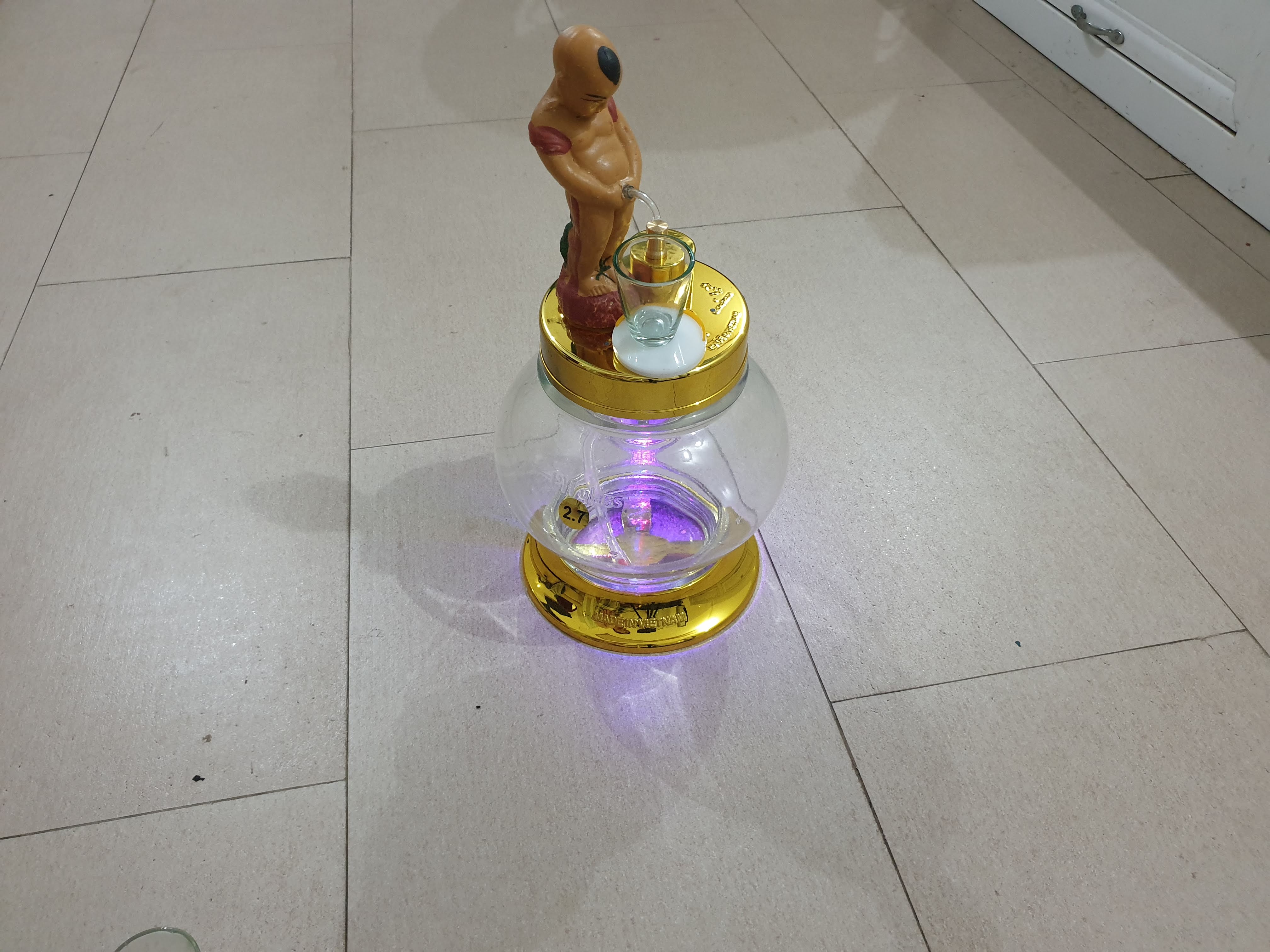 Bình Rót R.ượ.u Tự Động Tiểu Đồng Tử - chú tiểu Thủy Tinh cao Cấp 2.7 lít