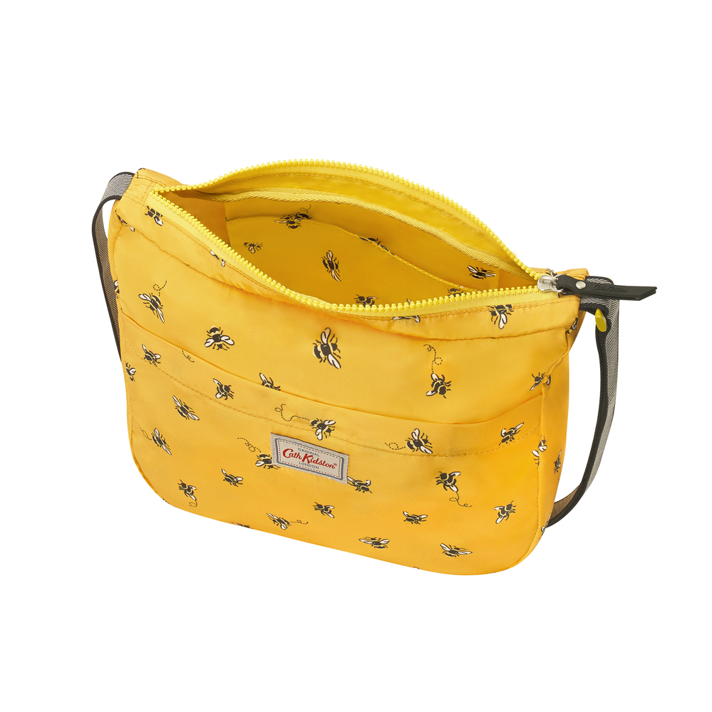 Túi đeo chéo gấp gọn Cath Kidston họa tiết Bee ( Foldaway Cross Body Bee )