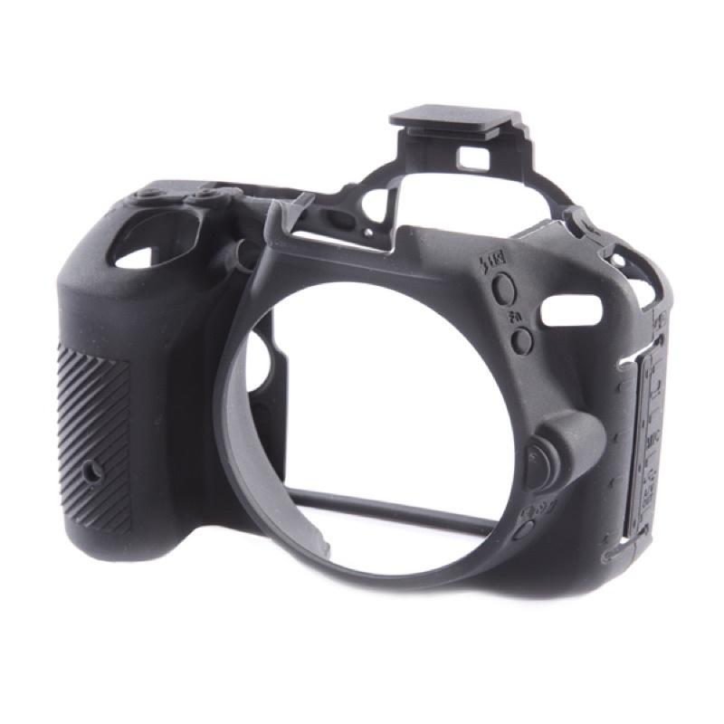 Vỏ cao su - Cover máy ảnh Nikon D5500/D5600 - Hàng Chính Hãng