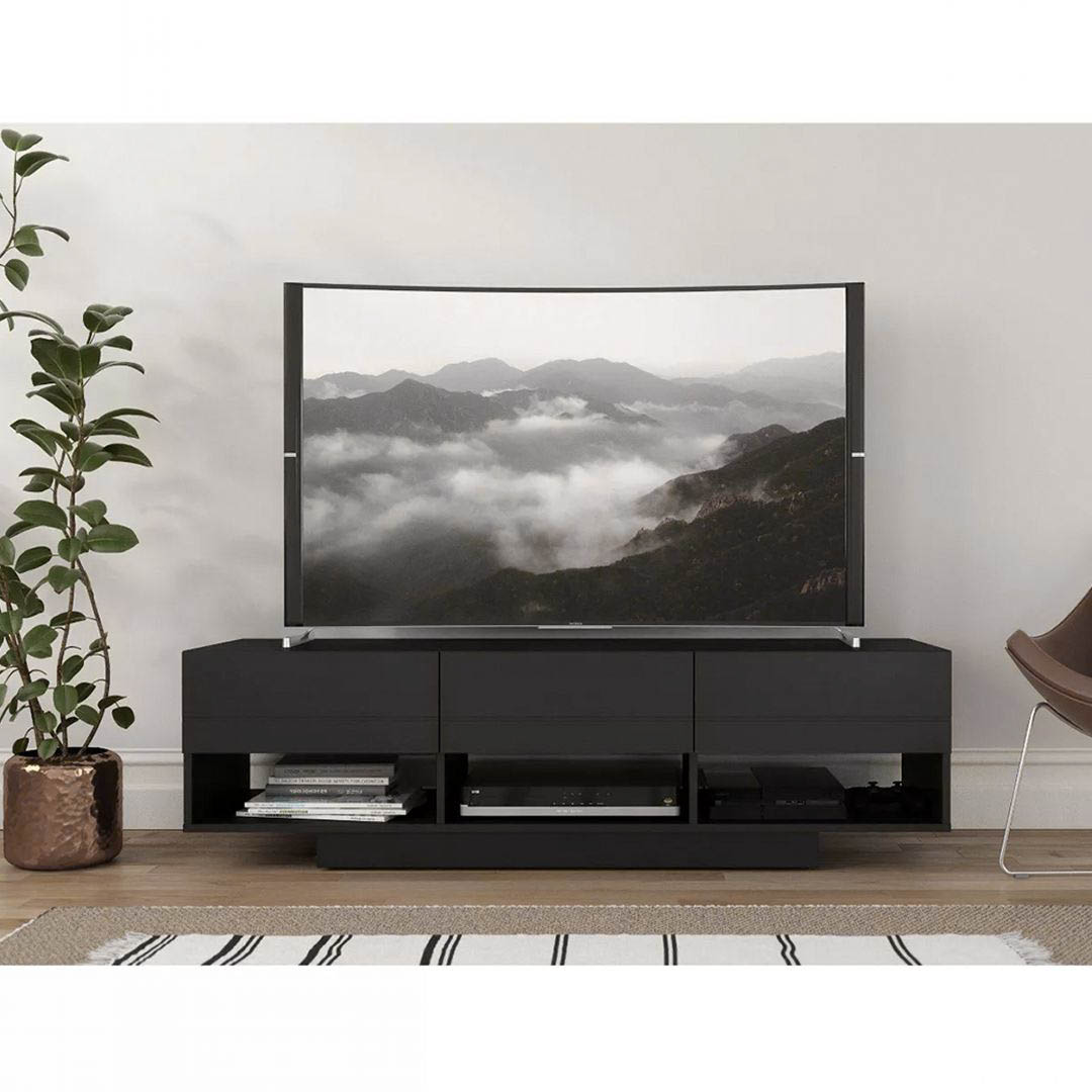Kệ tivi gỗ hiện đại SMLIFE Triela | Gỗ MDF dày 17mm chống ẩm | D150xR44xC45cm