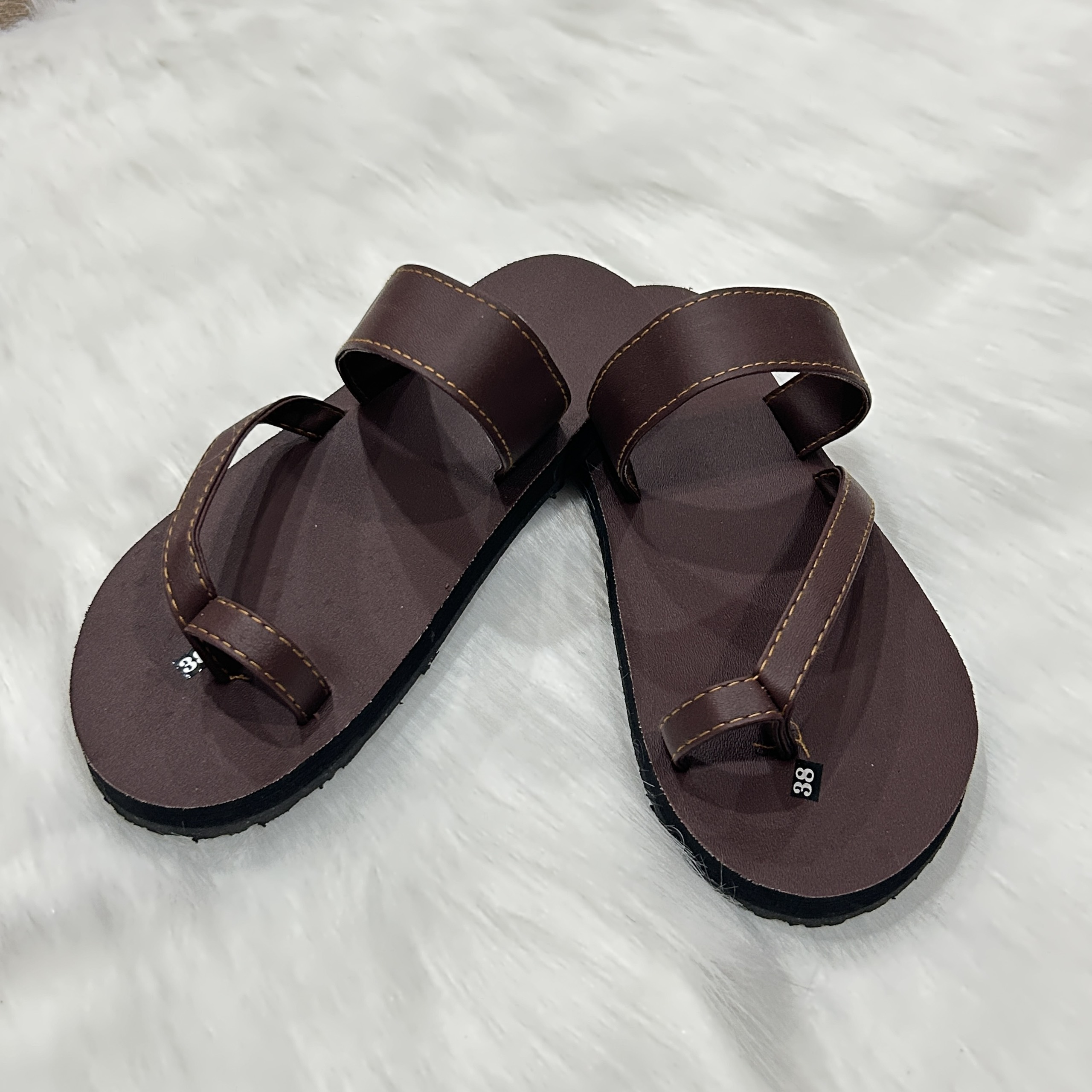 Dép sandal Nữ quai da mềm Đế bệt Cao Su ôm chân LYNA Sandal mã SD07