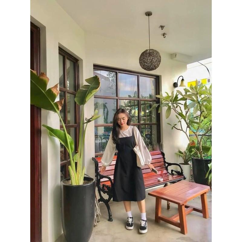 Set áo cổ tròn tay dài và yếm 2 dây