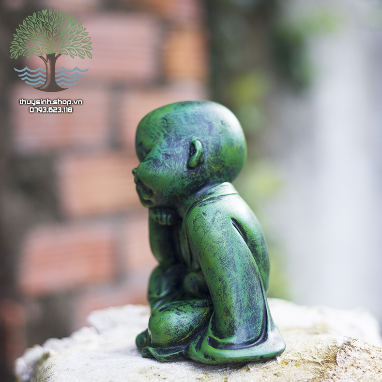 Chú tiểu dễ thương chống càm trang trí hồ cá, thuỷ sinh, tiểu cảnh, bán cạn, terrarium