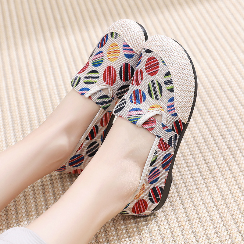 Giày mọi slip on lười vải nữ hoạ tiết tròn Canvas thoáng khí đế bằng mềm trống trơn trượt thời trang Phatdat V333