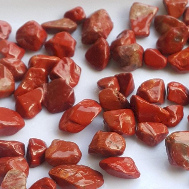 Thạch Anh Đỏ Vụn Tự Nhiên