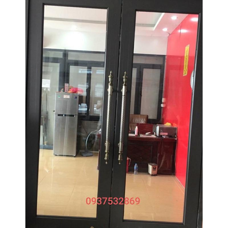 Tay nắm cửa cổng