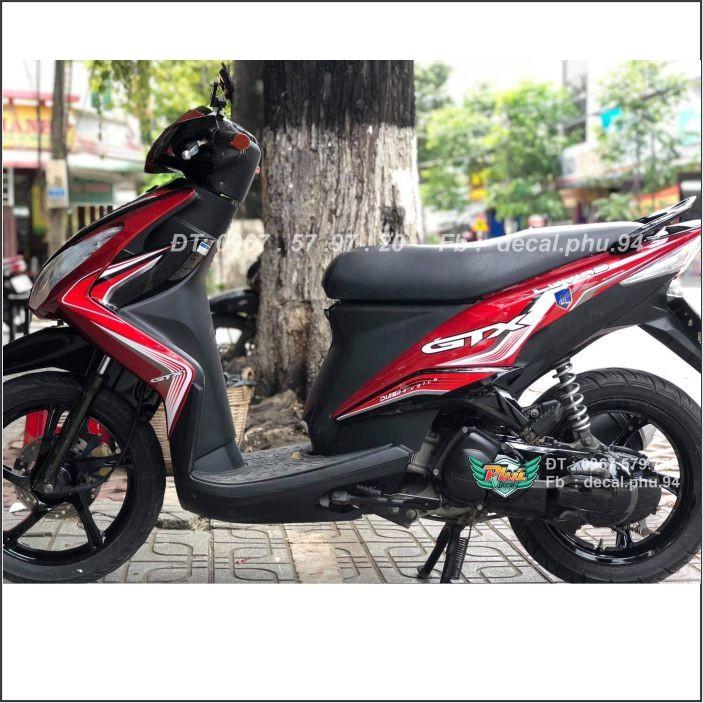 Tem Luvias đỏ trắng GTR