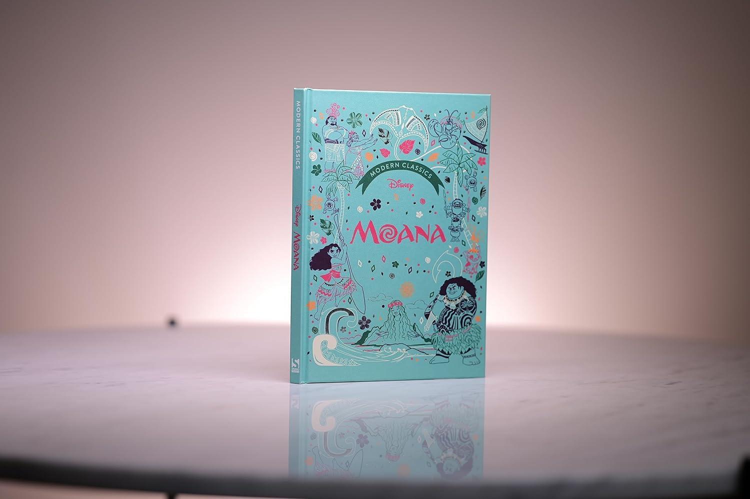 Sách ngoại văn: Moana - Disney Modern Classics