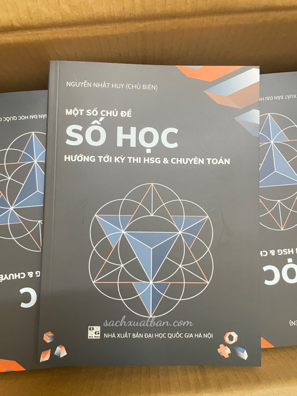 SỐ HỌC HƯỚNG TỚI KÌ THI CHUYÊN TOÁN