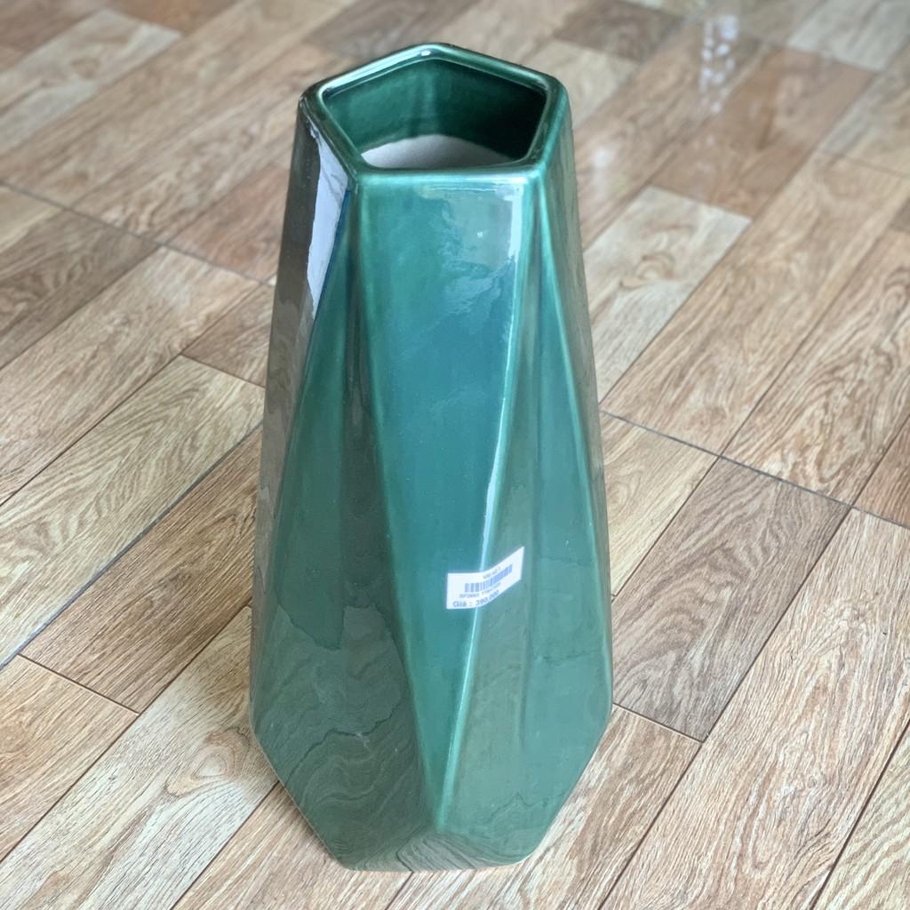 Bình hoa gốm sứ cao cấp.