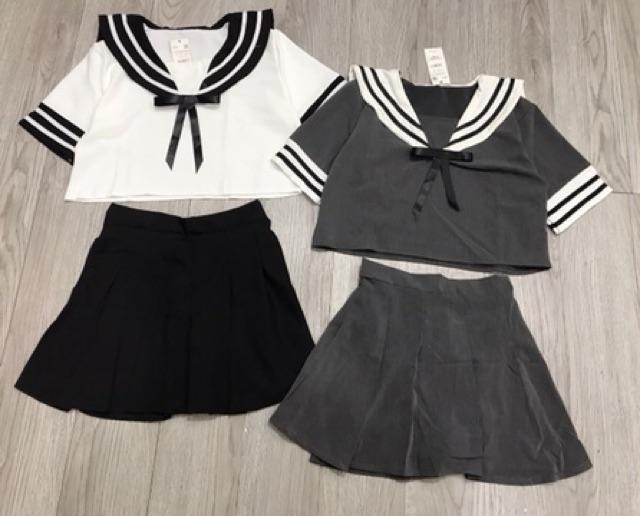 Set áo croptop chân váy 20Charm