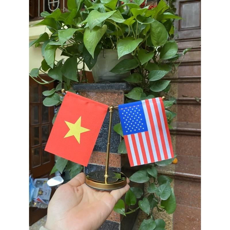 Cờ mini mỹ việt trang trí xe hơi