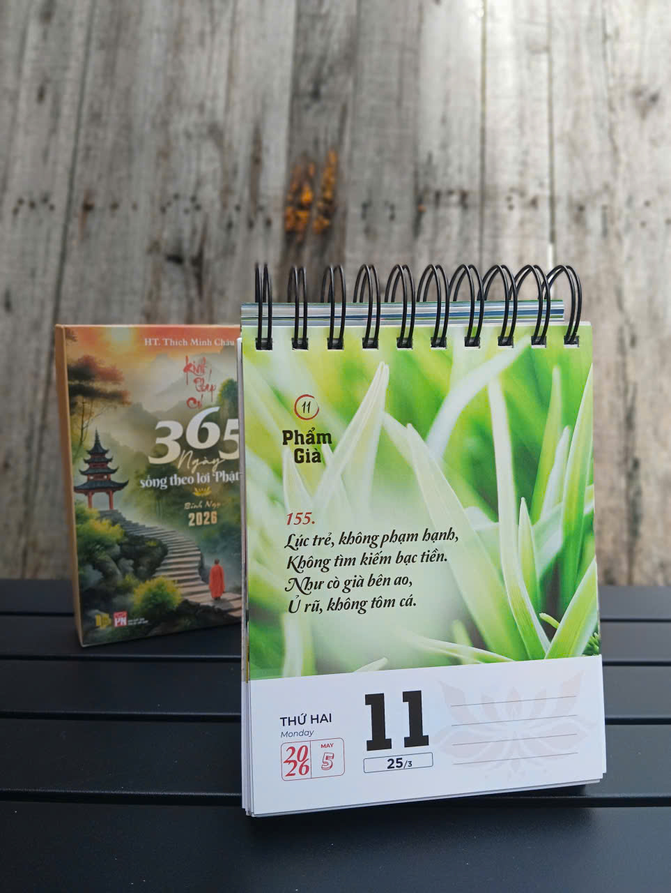 Sách Lịch Bính Ngọ 2026 - Kinh Pháp Cú - 365 Ngày sống theo lời Phật dạy