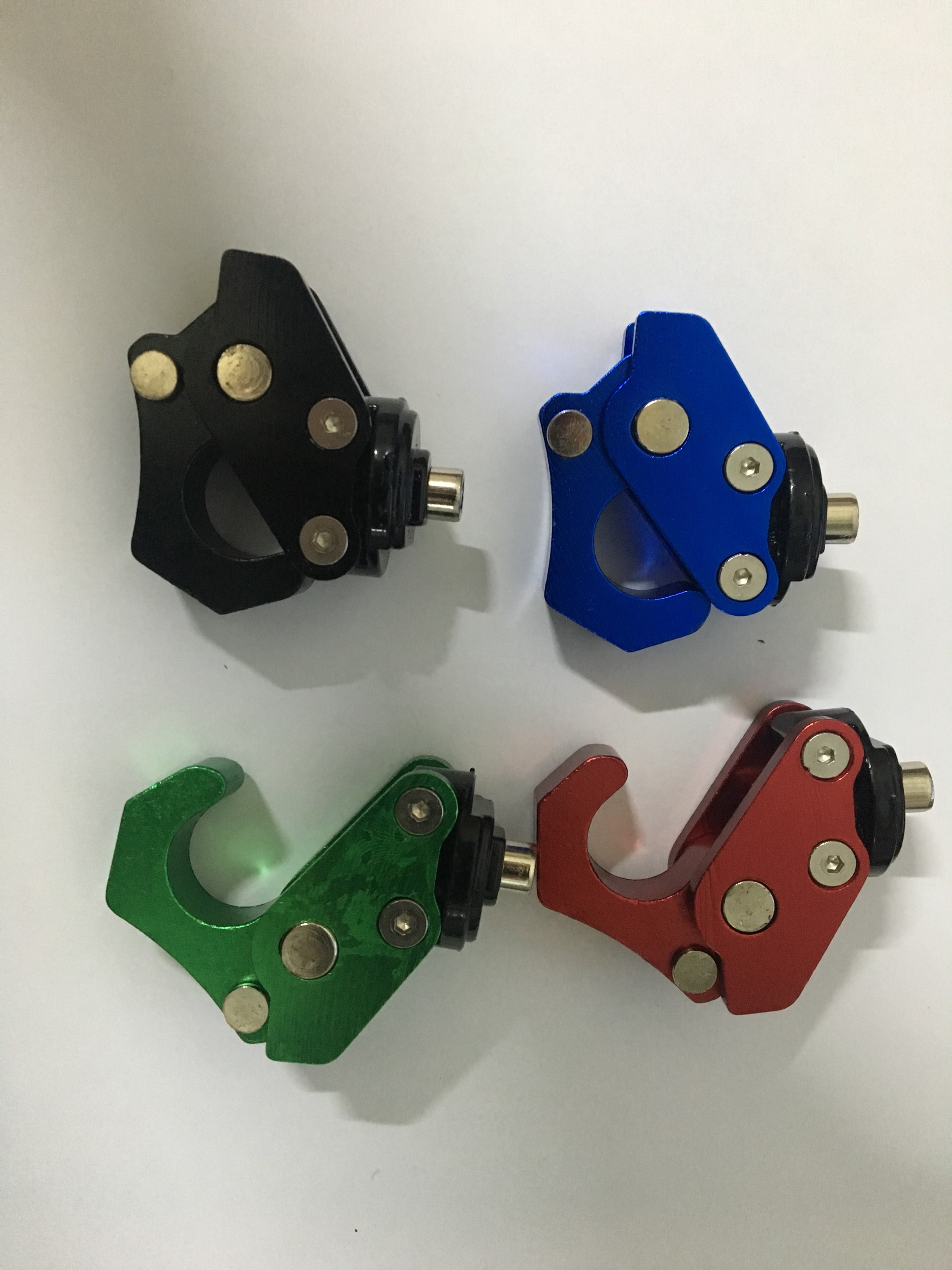 MÓC TREO HÀNG XE MÁY MÀU XANH DƯƠNG - MTX