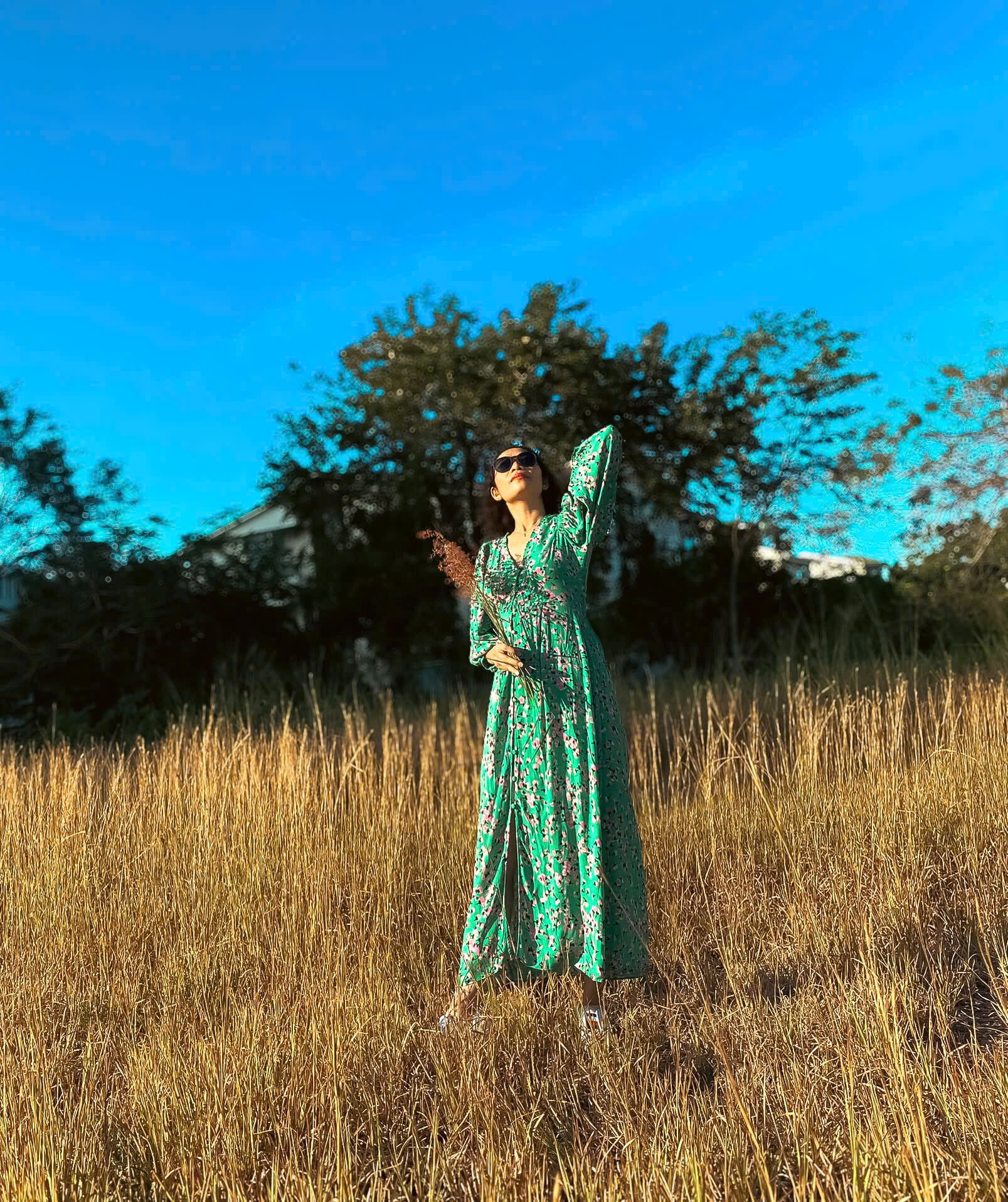 Đầm Midi Dáng Suông Dài Qua Bắp Chân Viscose In Hoa Hà Giang DRE186 Thời trang Hity