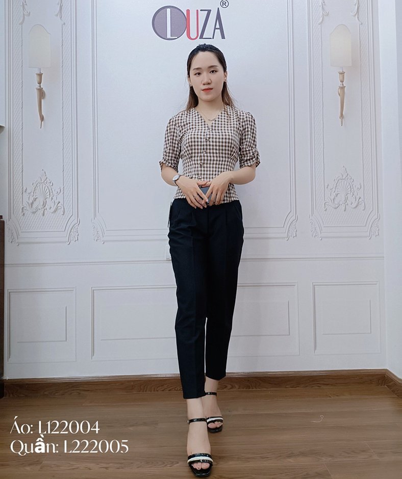Quần Baggy đen móc cạp