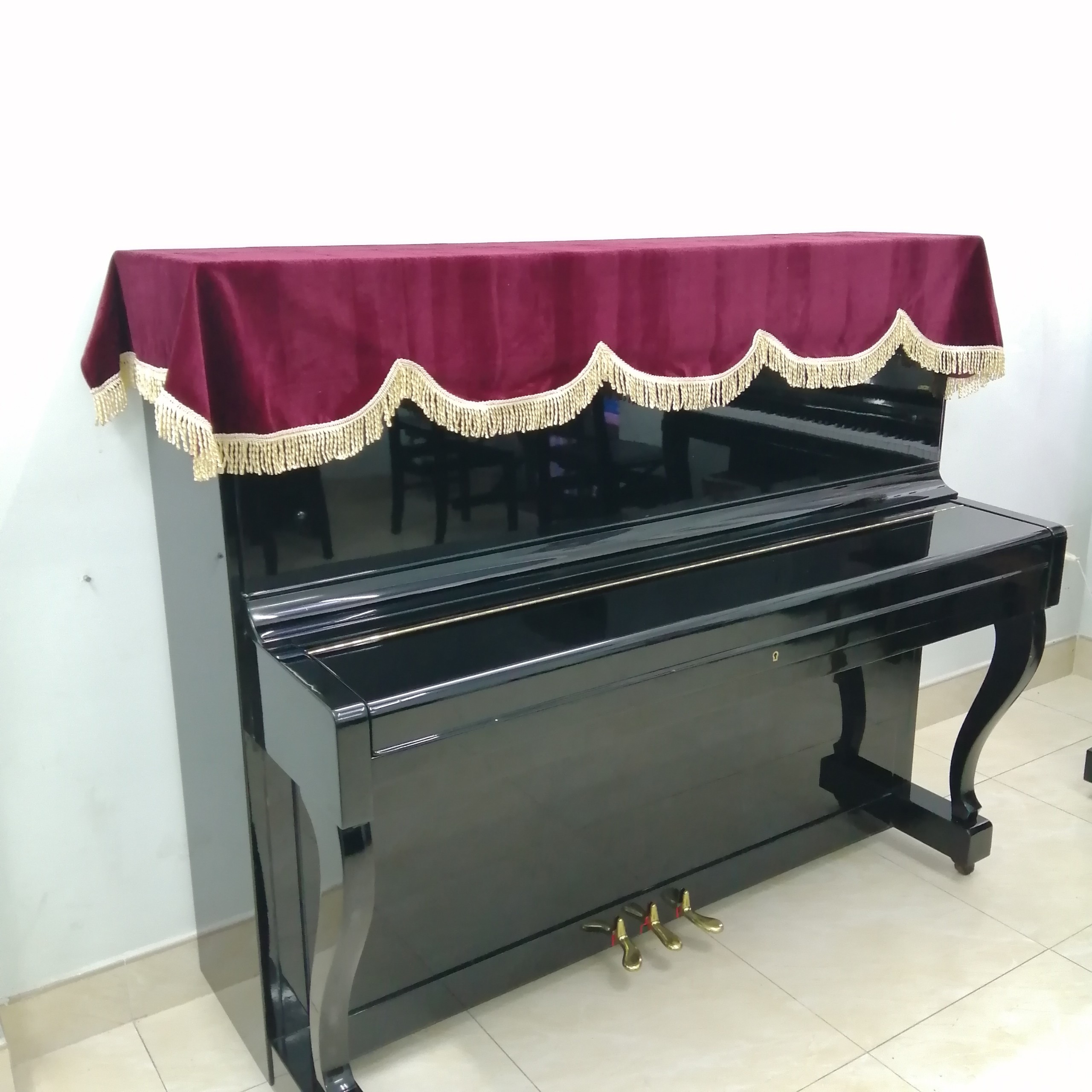 KHĂN PHỦ ĐÀN PIANO CƠ NHUNG ĐỎ ĐÔ LOẠI 1 MAY 2 LỚP DÀY PHỐI REN VÀNG SANG TRỌNG