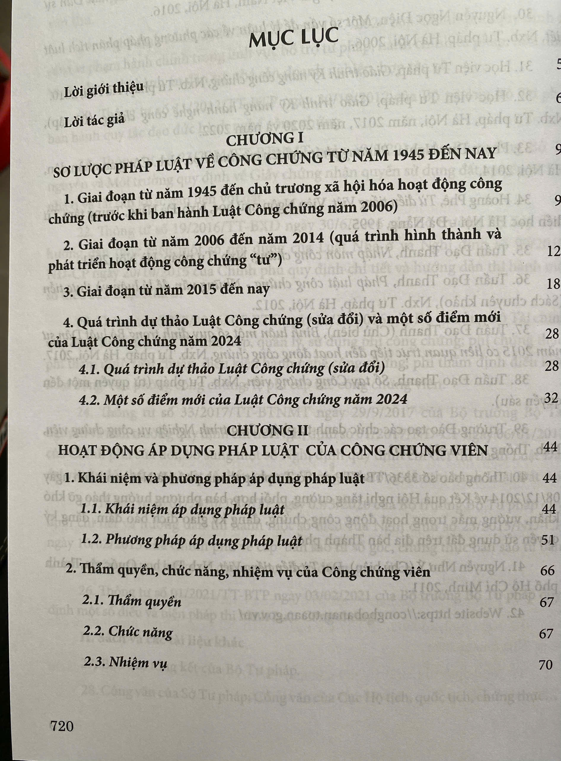Nhập Môn Công Chứng - Từ Luật Thực Định Đến Thực Tiễn Hành Nghề