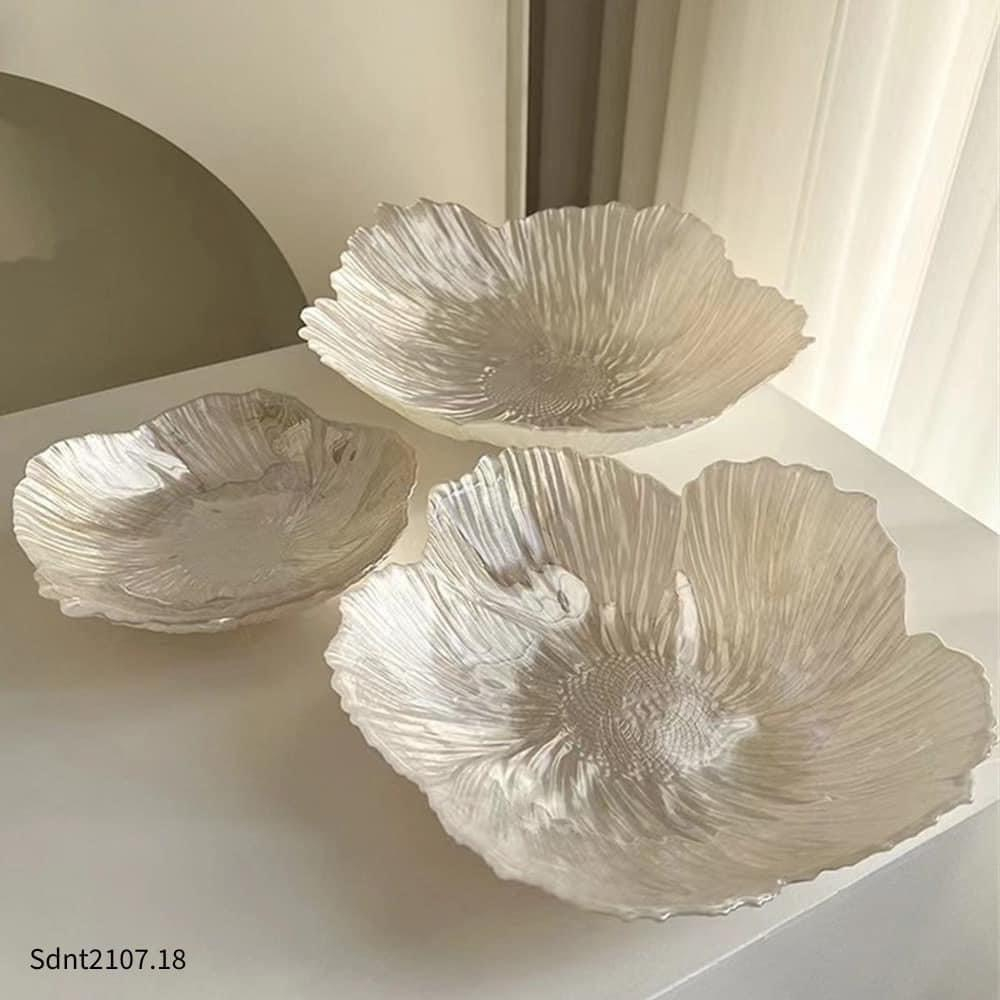 Set 3 Đĩa Thủy Tinh Ngọc Trai - Khay Thủy Tinh Đựng Trái Cây Hình Cánh Hoa Sang Trọng Phong Cách Bắc Âu Trang Trí Nội Thất - HÀNG CHÍNH HÃNG MINIIN