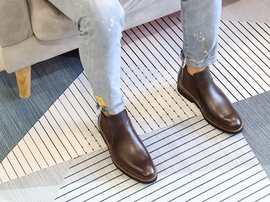 Giày Chelsea Boots Nam Tăng Chiều Cao Siêu Nhẹ T&TRA Tăng Cao 7Cm, S1077 Nâu Tối Trơn , Chất Liệu Da Bò Cao Cấp, Đế Và Lót Siêu Nhẹ Giúp Giảm Trọng Lượng 30% So Với Đế Cao Su