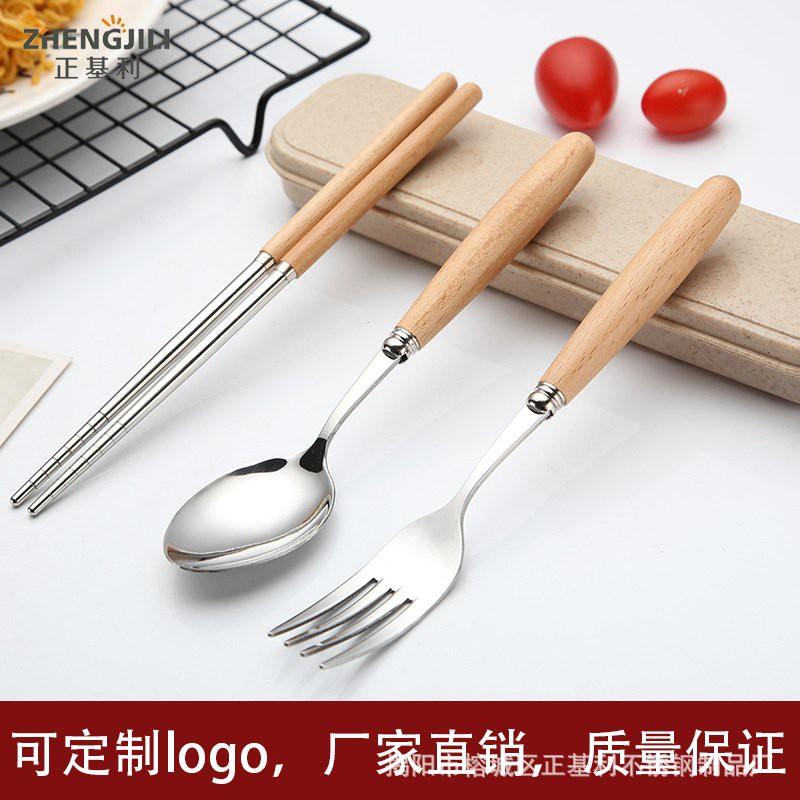 Bộ đũa + thìa + dĩa cán gỗ tiện dụng - br00329